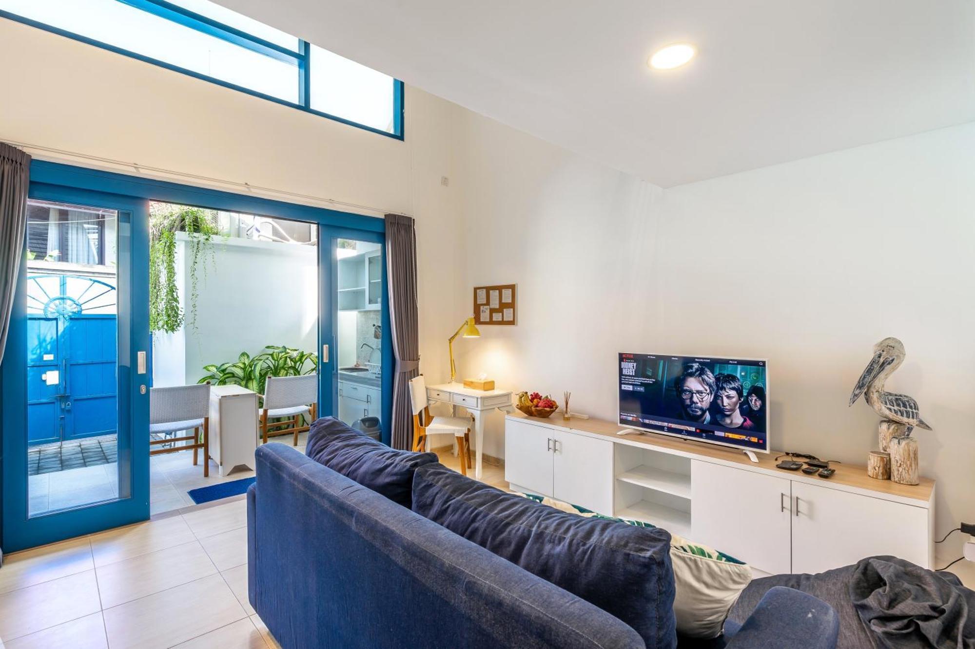 Апартаменты The Blue Loft Seminyak Free Scooter Экстерьер фото